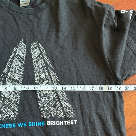 911 Memorial T-shirt, September 11th Black Twin Towers - Unisex - Picture 10 of 11